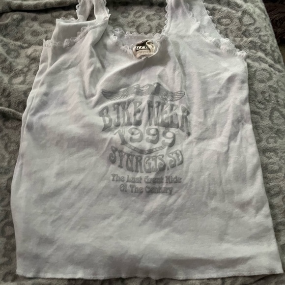 lacey trim graphic tank top - Picture 1 of 3